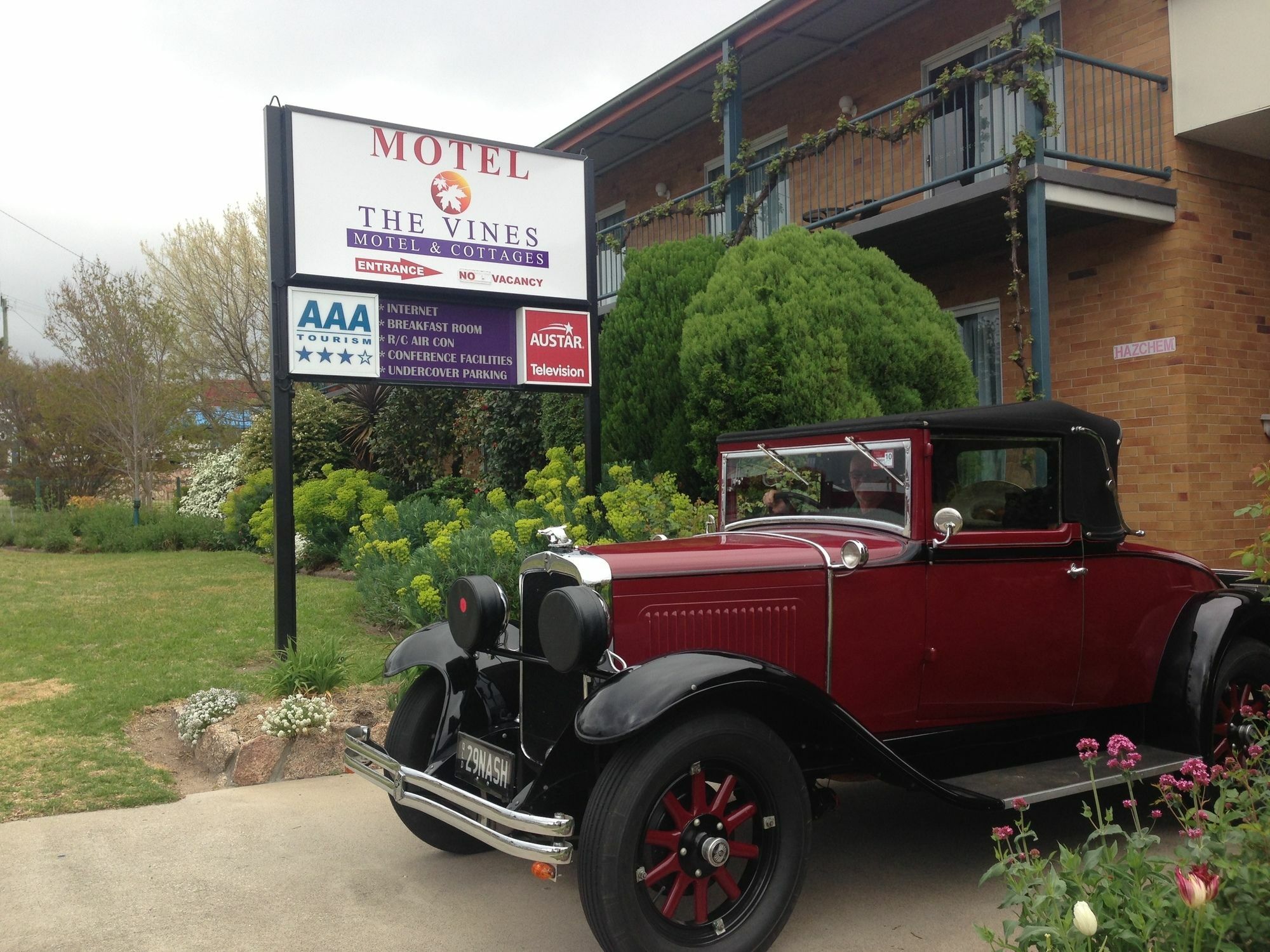 The Vines Motel & Cottages Stanthorpe Exterior foto